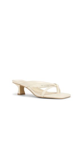 Brevel Sandal in Ivory. - size 9 (also in 9.5) - Dolce Vita - Modalova