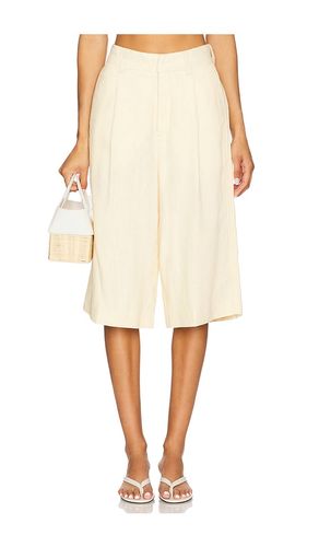 Hepburn High Rise Short in Cream. - size 24 (also in 25, 26, 27, 28, 31) - DL1961 - Modalova