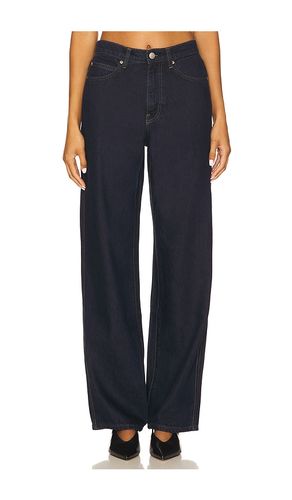 Kaylen High Rise Soft Curve Straight Jeans in Blue. - size 24 (also in 25, 26, 27, 28, 29, 30, 31, 32) - DL1961 - Modalova