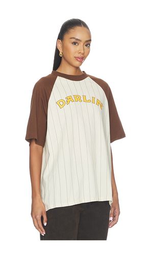Old Skool Raglan Tee in . Size S. Also in M, L, XL - Darlin - Modalova