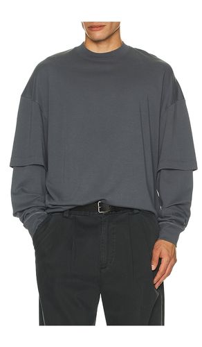 Troy Double Sleeve Tee in . Taglia L. Also in S, XL/1X - DARKPARK - Modalova