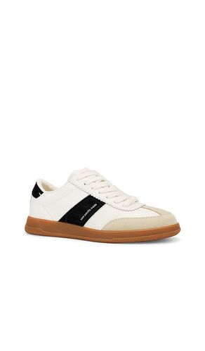 Santos Sneaker in White. - size 41 (also in 44) - East Pacific Trade - Modalova
