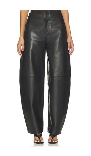 Mai Sculptural Leather Pant in . Size M. Also in S, XL, XS, XXS - EAVES - Modalova