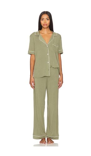 Gisele Short Sleeve Pant PJ Set in Olive. - size M (also in L, S, XL) - eberjey - Modalova