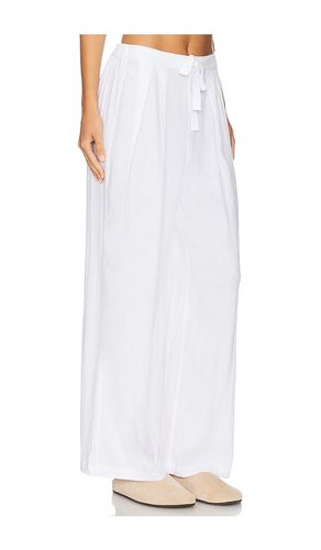 Linen blend relaxed pant in color ivory size L (also in XS) - eberjey - Modalova