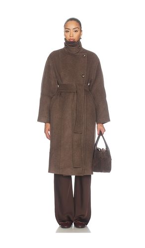 Genesis Coat in . Size L. Also in M, S, XL, XS - Elodie the Label - Modalova
