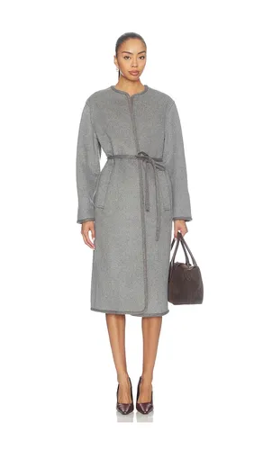 Port Belted Coat in . Size L. Also in M, S, XL, XS - Elodie the Label - Modalova