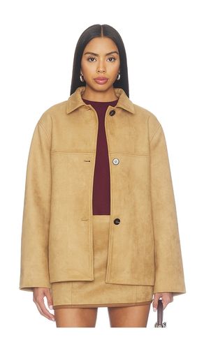 GÜRTEL-FAUX-WILDLEDERJACKE TERRAIN in . Größe L. Also in M, S, XL, XS - Elodie the Label - Modalova