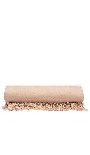 Vegan Cashmere Throw Blanket in Tan - Ettitude - Modalova