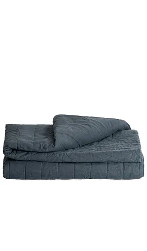 TAGESDECKE LINEN+ COVERLET in - Ettitude - Modalova