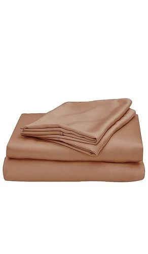 Cal King Sateen Solid Sheet Set in Brown - Ettitude - Modalova