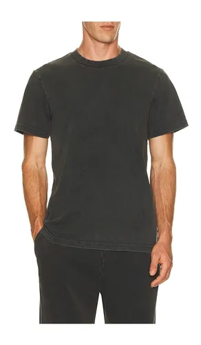 Standard Tee in . Taglia S. Also in M, XL/1X, XXL/2X - Entire Studios - Modalova