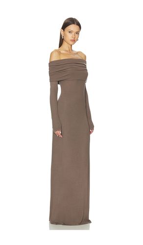 SEIDENRIPPKLEID MIT SCHULTERFREIEM, FLIESSENDEM KLEID in . Größe L. Also in M, S, XS - Enza Costa - Modalova