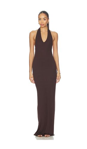 FLIESSENDES MAXIKLEID AUS GERIPPTEM SEIDENSTOFF MIT U-BOOT-AUSSCHNITT UND NECKHOLDER in . Größe M. Also in S - Enza Costa - Modalova