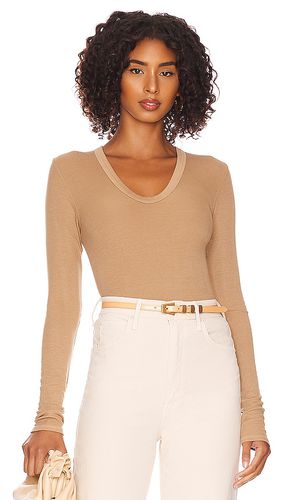 Silk Rib Fitted Top in Tan. - size M (also in L, S, XL, XS) - Enza Costa - Modalova