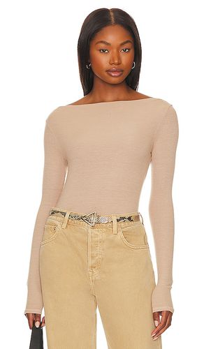 Silk Knit Boat Neck in Beige. - size M (also in L, S, XL, XS) - Enza Costa - Modalova