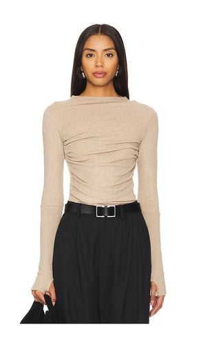 Cashmere Twist Top in Tan. - size M (also in L, S, XL, XS) - Enza Costa - Modalova