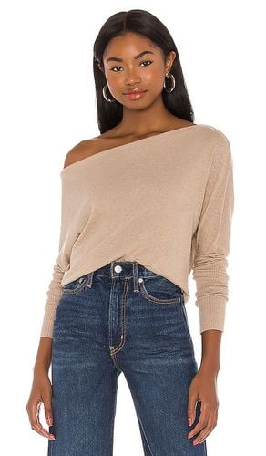 Cashmere Cuffed Off Shoulder Long Sleeve Top in Tan. - size L (also in M, S, XS) - Enza Costa - Modalova