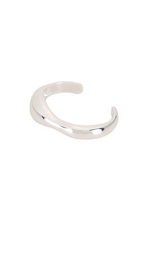 Liquid Cuff in Metallic - Ettika - Modalova