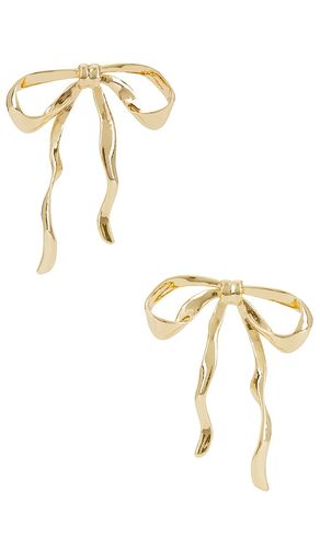 Organic Bow Earrings in Metallic - Ettika - Modalova