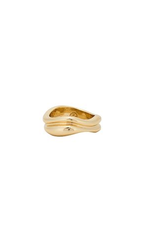 Melted Wave Ring in Metallic . - size 5 (also in 6, 7, 8) - Ettika - Modalova