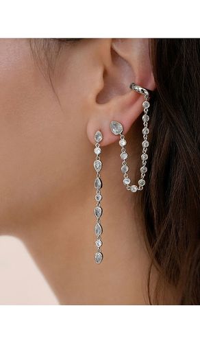 Ear cuff crystal chain stud in color metallic size all - Ettika - Modalova