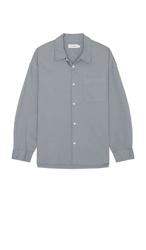 Camisa denim relaxed en color roca talla L en - Slate. Talla L (también en S, XL/1X) - FRAME - Modalova