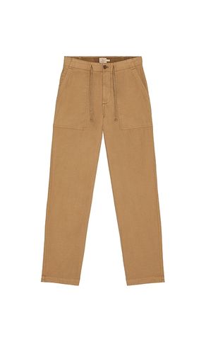 Dune Utility Pant in Brown. - size L (also in M, S, XL/1X) - Faherty - Modalova