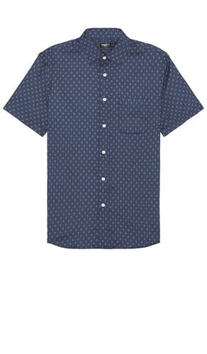 Short Sleeve Movement Shirt in Blue. - size M (also in S) - Faherty - Modalova