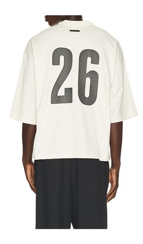 Merch Tee in . Size L. Also in M, S - Fear of God ESSENTIALS - Modalova
