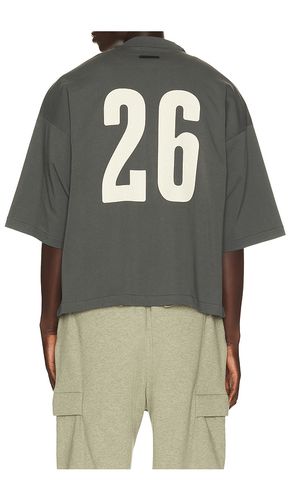 Merch Tee in . Size L. Also in M - Fear of God ESSENTIALS - Modalova