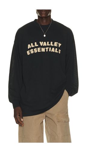 Merch Long Sleeve Tee in . Size L. Also in M, S, XS - Fear of God ESSENTIALS - Modalova