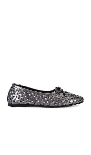 Roma Flat in Metallic Silver. - size 6 (also in 6.5) - Freda Salvador - Modalova