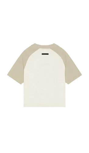Kids Signature Baseball Tee in . Size 2/3. Also in 4/5 - Fear of God ESSENTIALS - Modalova