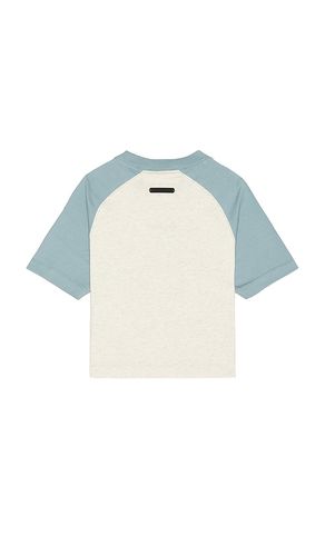 Kids Signature Baseball Tee in . Size 2/3. Also in 4/5 - Fear of God ESSENTIALS - Modalova