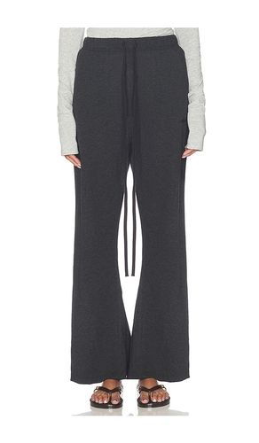 SCHLAGHOSE in . Größe L. Also in S, XXS - Fear of God ESSENTIALS - Modalova