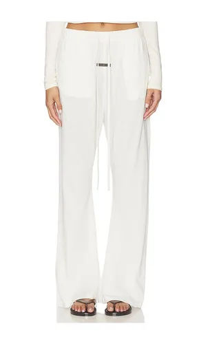 SCHLAGHOSE in . Größe L. Also in M, S - Fear of God ESSENTIALS - Modalova
