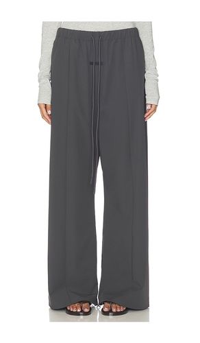 TRAININGSHOSE in . Größe M. Also in L, S, XL, XS - Fear of God ESSENTIALS - Modalova