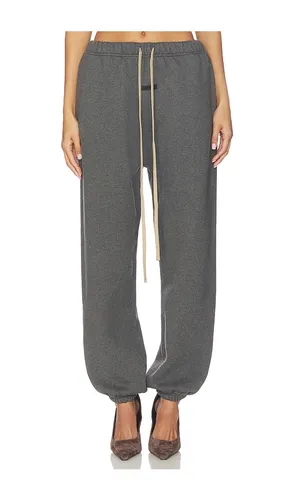 Classic Sweatpant in . Size L. Also in M, S, XS - Fear of God ESSENTIALS - Modalova