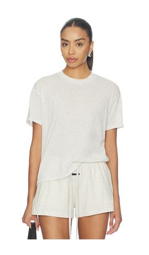 Signature Classic Short Sleeve Tee in . Size L. Also in M, S - Fear of God ESSENTIALS - Modalova