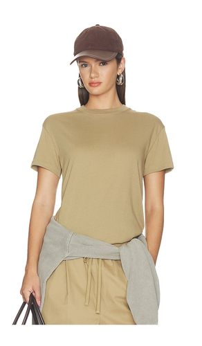 Classic Fit Tee in . Size L. Also in M, S, XS - Fear of God ESSENTIALS - Modalova