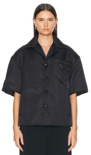 Prada Nylon Short Sleeve Padded Jacket in . Taglia - FWRD Renew - Modalova