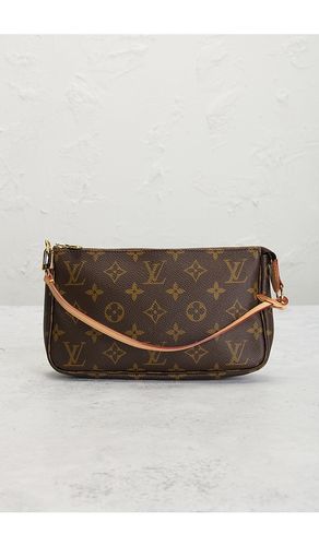 Louis Vuitton Monogram Pochette Accessoires Shoulder Bag in - FWRD Renew - Modalova