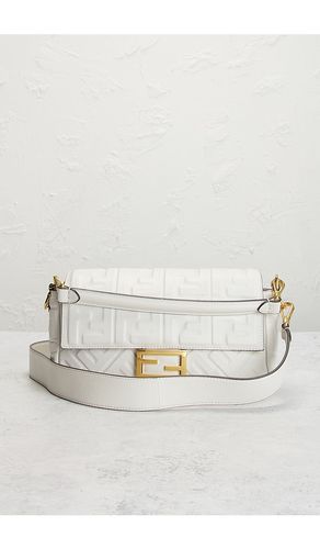 FWRD Renew TASCHE FENDI in White - FWRD Renew - Modalova