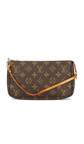 Louis Vuitton Monogram Pochette Accessoires Shoulder Bag in - FWRD Renew - Modalova