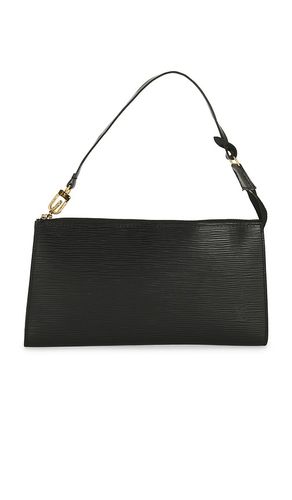 Louis Vuitton Epi Pochette Accessoires 24 Shoulder Bag in - FWRD Renew - Modalova