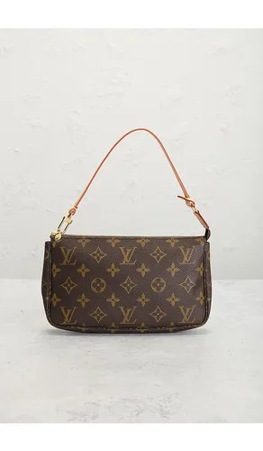 Louis Vuitton Monogram Pochette Accessoires Shoulder Bag in - FWRD Renew - Modalova
