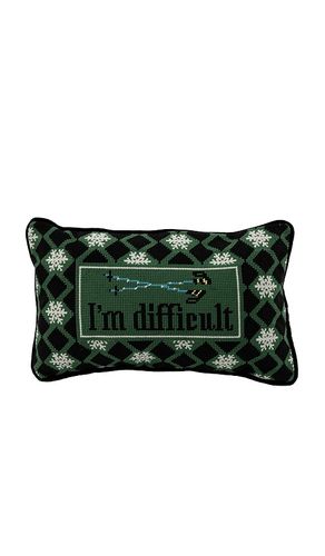 I'M DIFFICULT NEEDLEPOINT KISSEN I'M DIFFICULT NEEDLEPOINT PILLOW in - Furbish Studio - Modalova