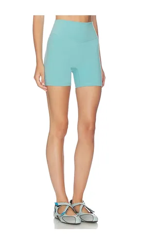 Core Shorts in . Size M. Also in S, XS - FORM - Modalova