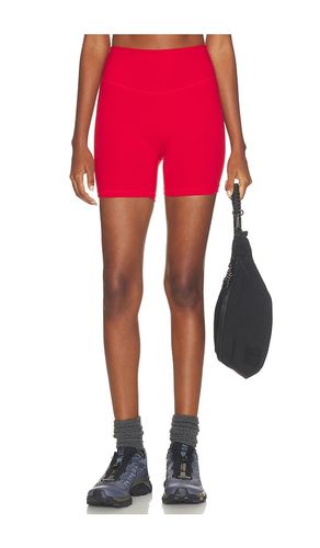 Core Shorts in Red. - size M (also in S) - FORM - Modalova